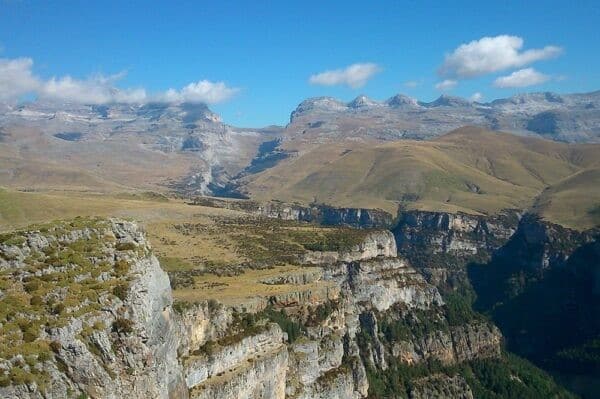 Pico Mondoto en verano. Cañón de Añisclo